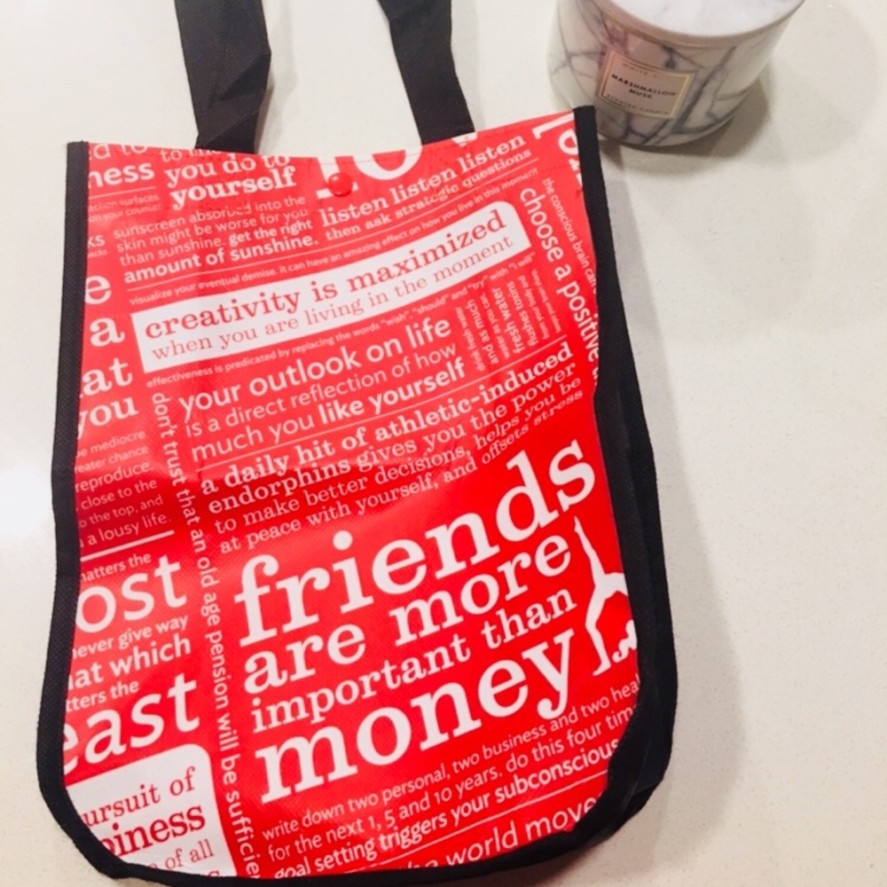 Lululemon bag